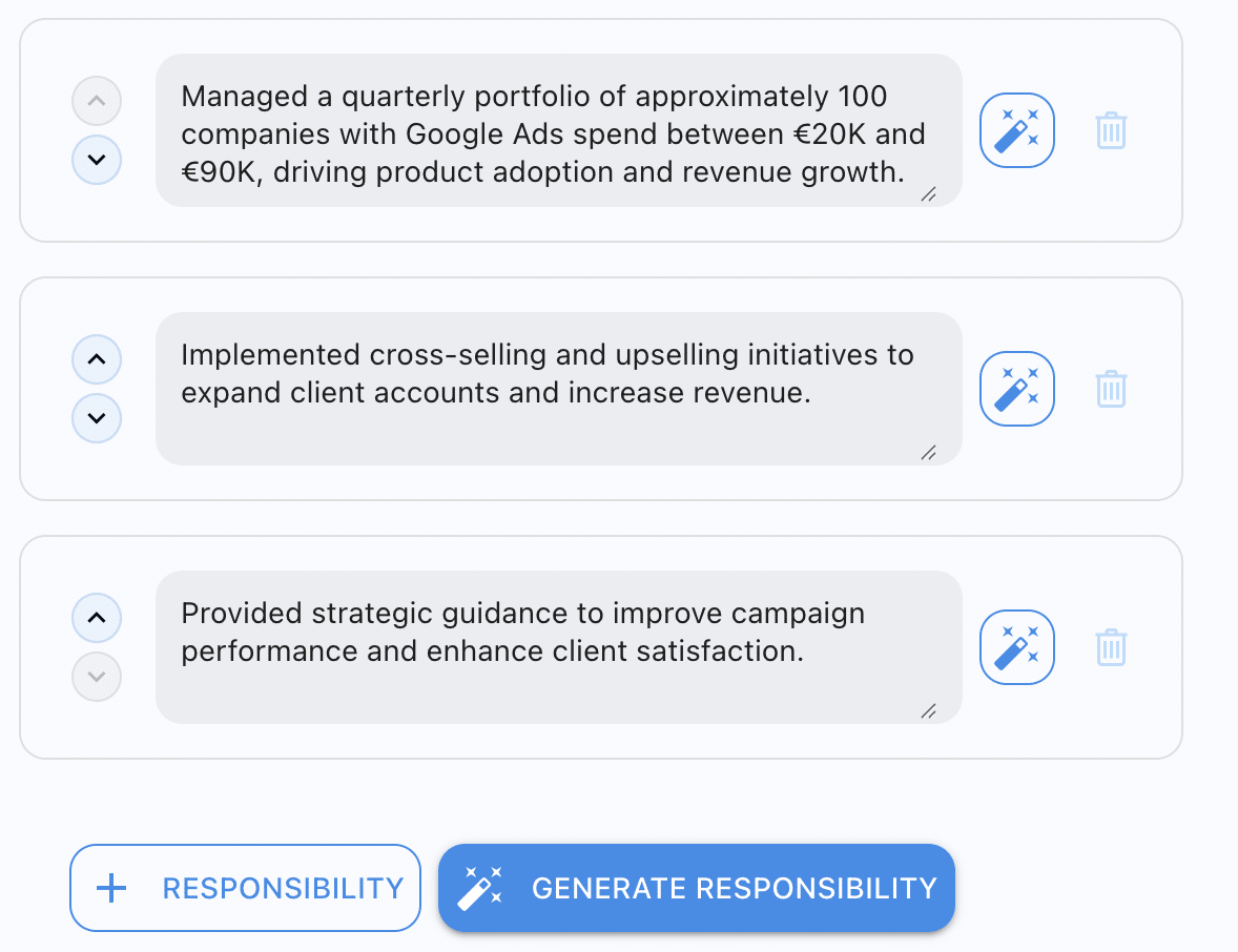 Imagen que muestra cómo la inteligencia artificial de JobWinner reescribe los puntos de responsabilidad del currículum para mejorar la claridad, el impacto y la alineación con las mejores prácticas.